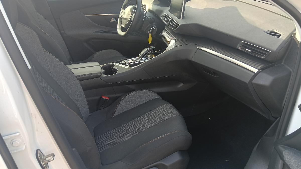 Peugeot 3008 1.5 HDI 130CV EAT8 Business